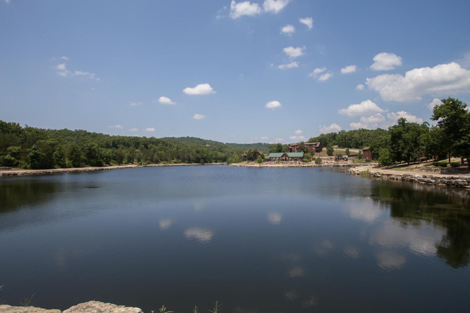 Makin Memories Lodge Cabin Branson West Exteriör bild